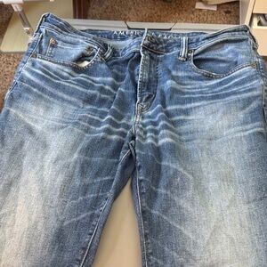 American Eagle Outfitters Men's Distressed Blue Jeans